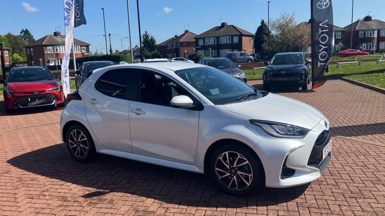 Toyota Yaris 1.5 Hybrid Design 5dr CVT Hybrid Hatchback